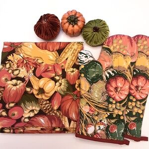 BH&G Fall Vegetable Harvest Thanksgiving Tablecloth & Oven Mitts
